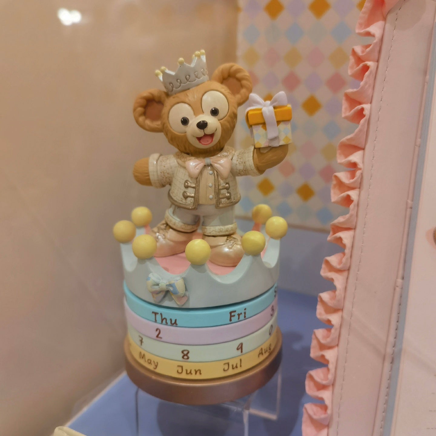 お誕生日 ダッフィー 万年カレンダー❘上海ディズニー