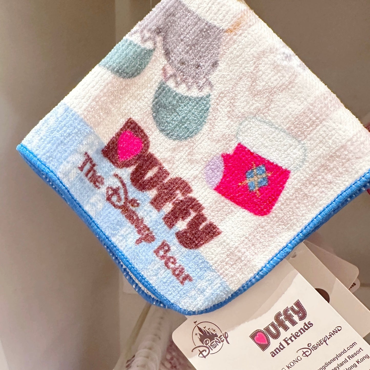 クリスマス ダッフィーフレンズ ハンカチ|香港ディズニー