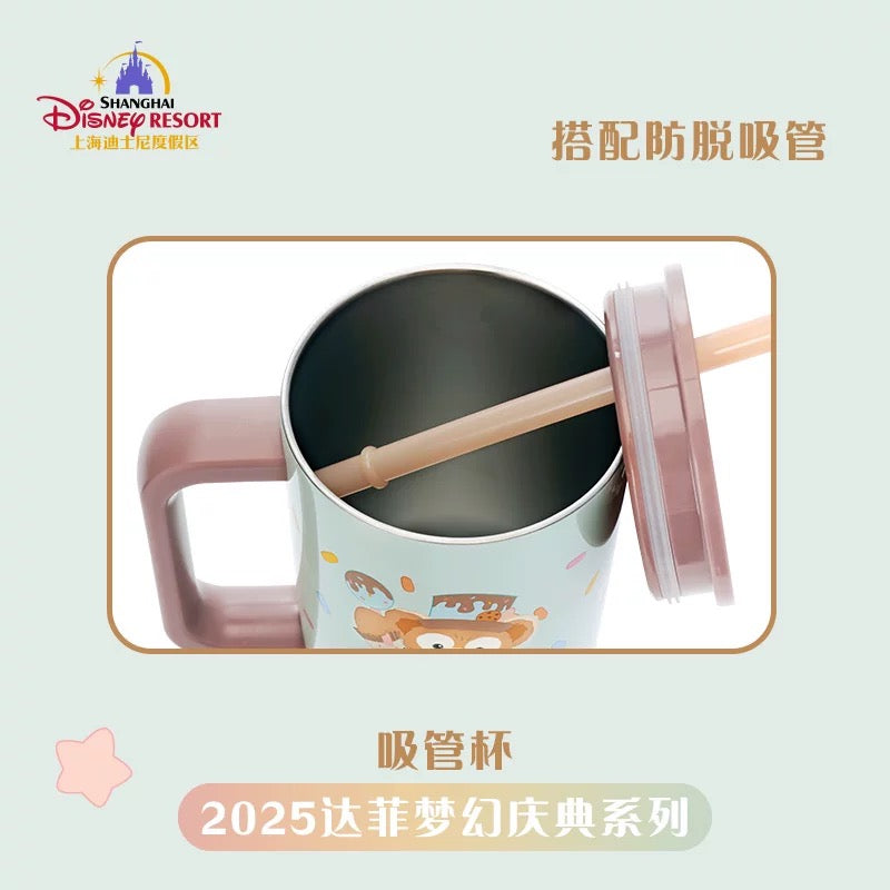 お誕生日 ダッフィー タンブラー ストロー付き 1180ml  大容量|上海ディズニー