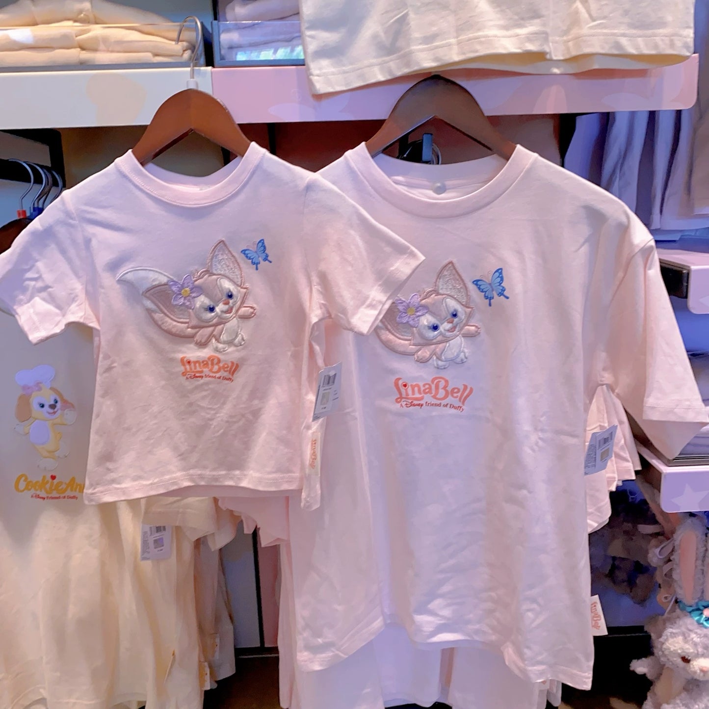 ダッフィーフレンズ Tシャツ❘上海ディズニー
