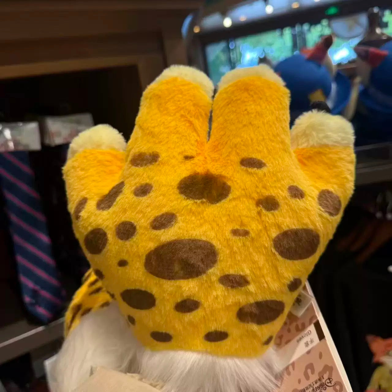 ズートピア ニック ジュディ クロウハウザー 冬 手袋 大きい | 上海ディズニー🇨🇳
