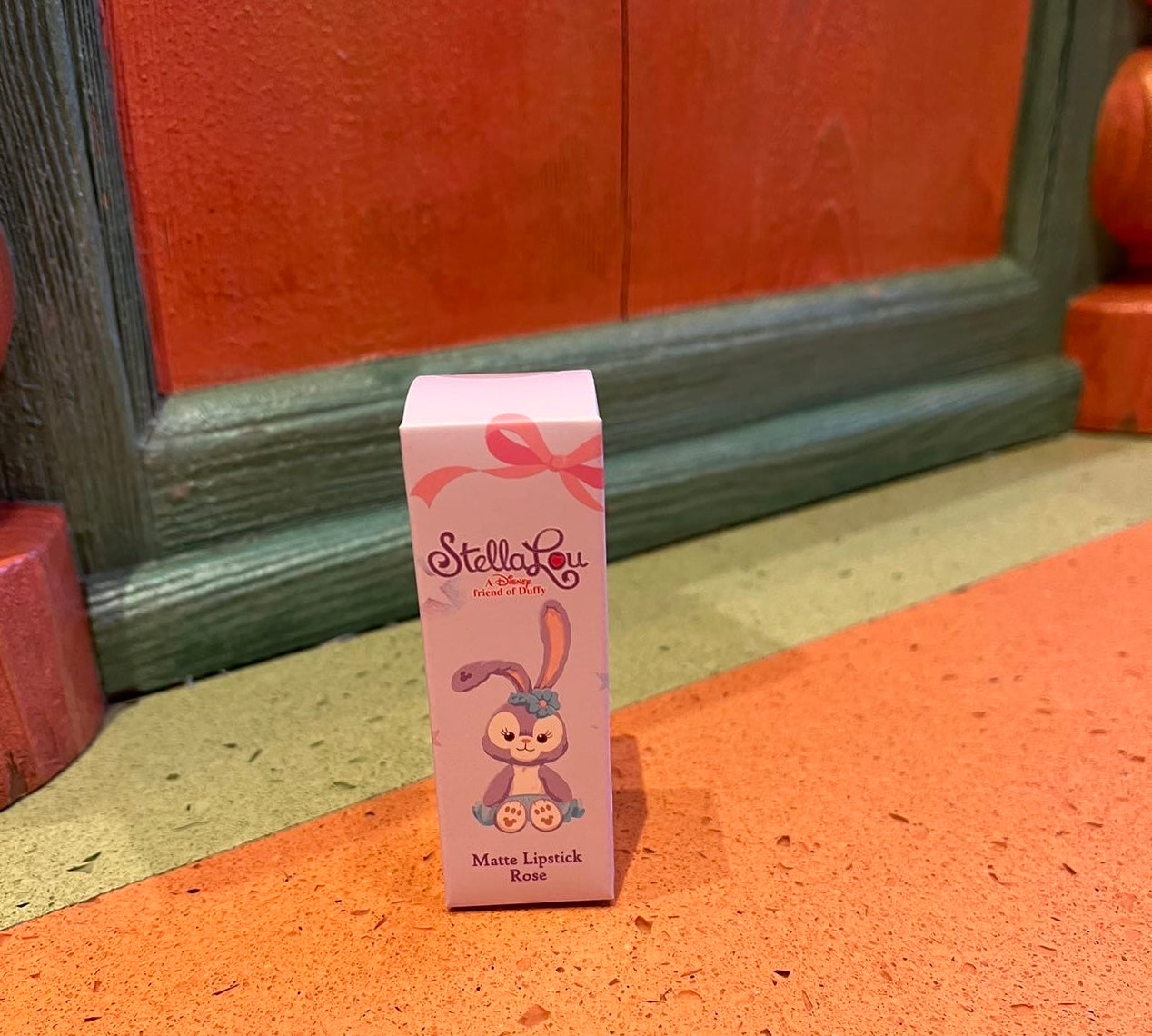 香港ディズニー ダフフレ リーナベル リップクリーム リップスティック