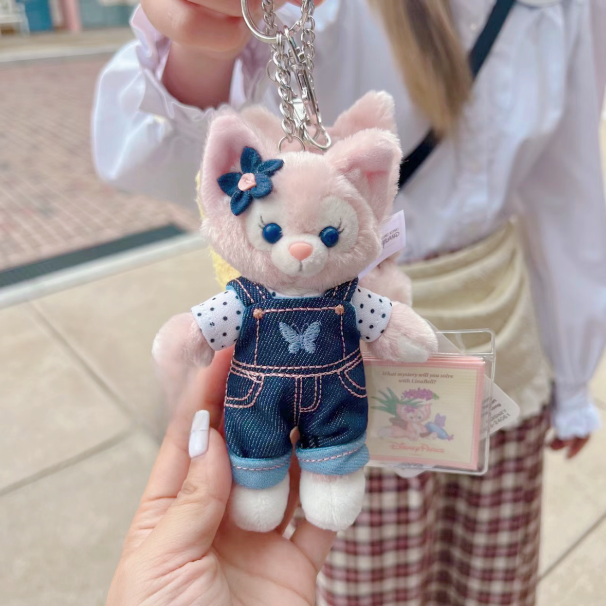 ディズニー リーナベル 香港 ぬいぐるみ ストラップ付き リーナベル デニム ぬいぐるみキーチェーン| 香港ディズニー