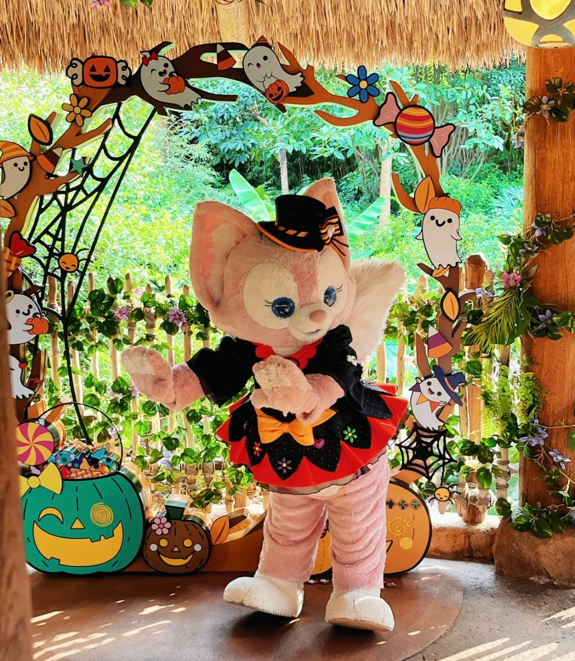 「リーナベル ハロウィンぬいぐるみキーチェーン」 | 上海ディズニー・セール