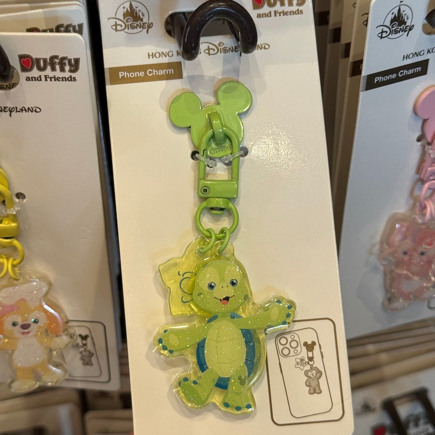 ダッフィーフレンズ スマホチャーム｜香港ディズニー