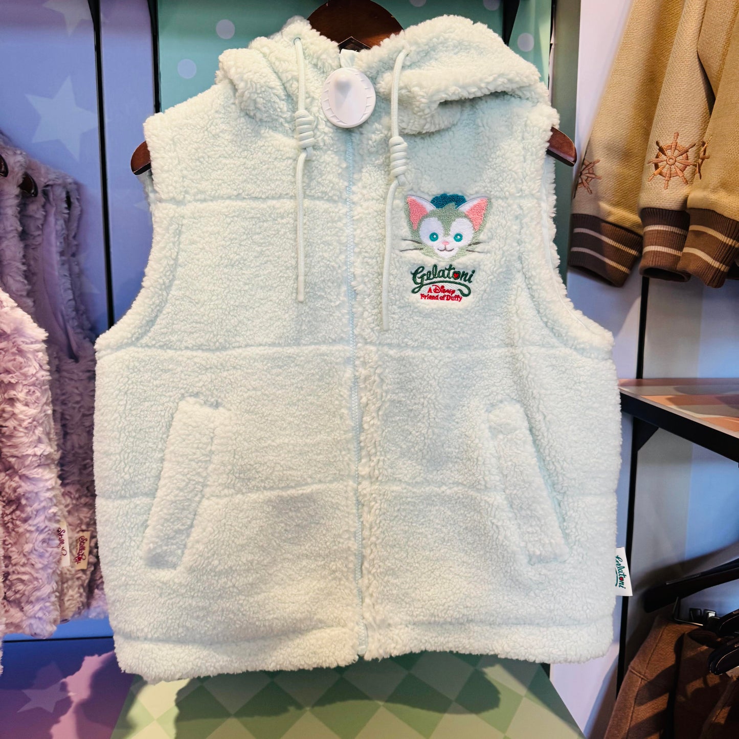 ダッフィーフレンズ もふもふ ベスト| 上海ディズニー