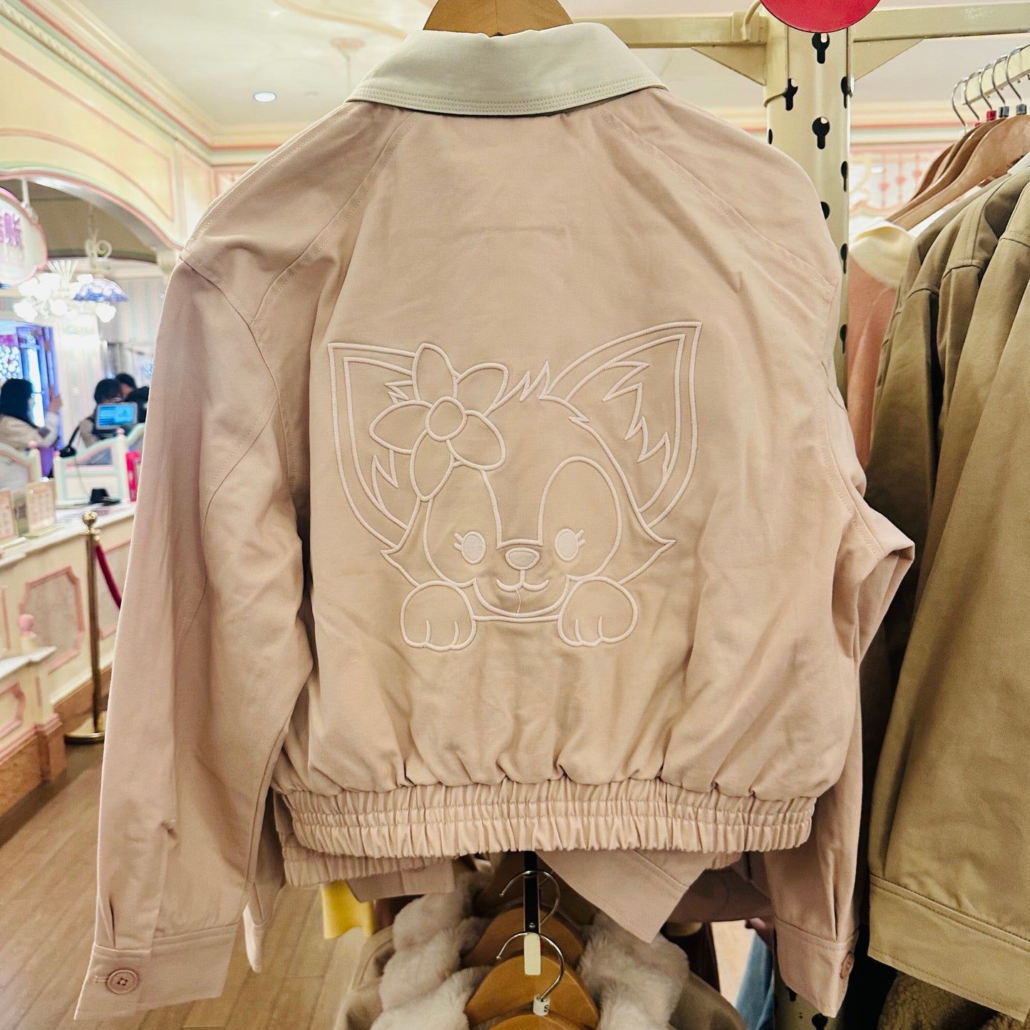 ダッフィー リーナベル ジャケット❘上海ディズニー