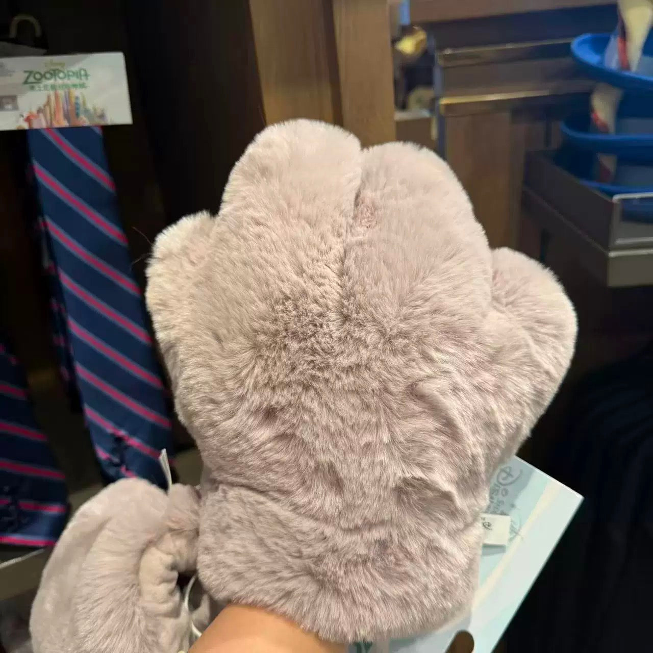 ズートピア ニック ジュディ クロウハウザー 冬 手袋 大きい | 上海ディズニー🇨🇳